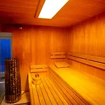 Hotel Aazaert By Wp
