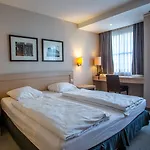 Hotel Aazaert By Wp