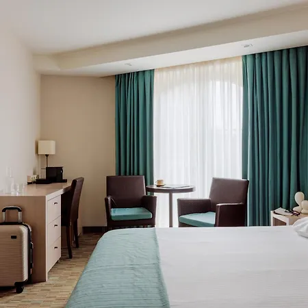 Aazaert By Wp Hotel 4*