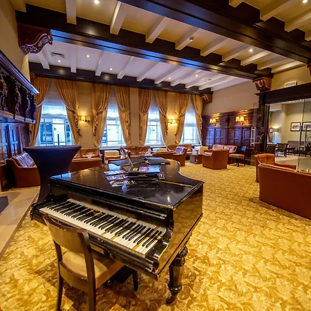 Aazaert By Wp 호텔