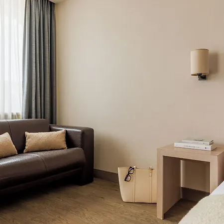 호텔 Aazaert By Wp 4*