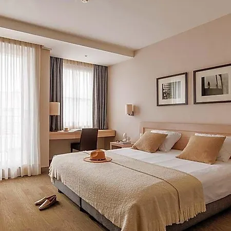 Hotel Aazaert By Wp 4*