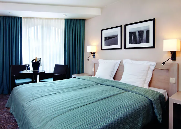 Hotel Aazaert By Wp 4*