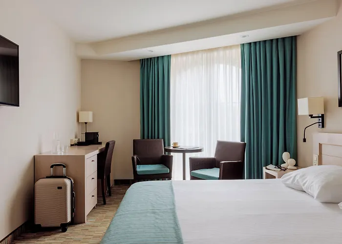 Aazaert By Wp Hotel 4*